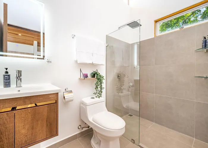 Luxurious 6-unit Oasis < 1 Mi To Playas Del Coco!