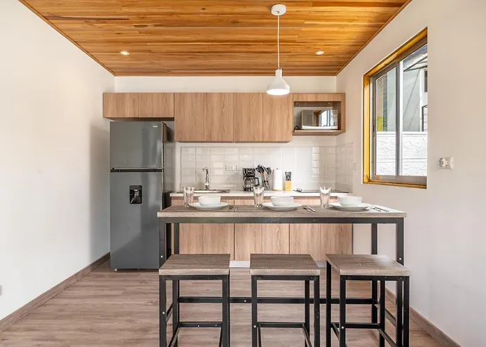 Luxurious 6-unit Oasis < 1 Mi To Playas Del Coco!