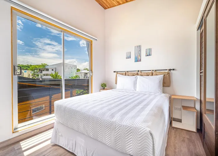 Luxurious 6-unit Oasis < 1 Mi To Playas Del Coco! *