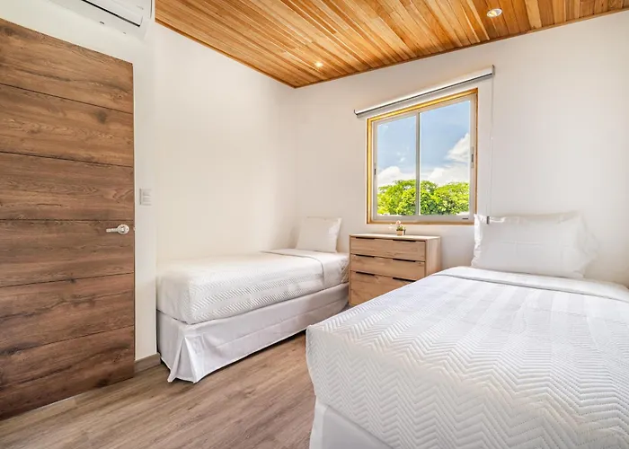 Luxurious 6-unit Oasis < 1 Mi To Playas Del Coco! Hébergement de vacances Coco